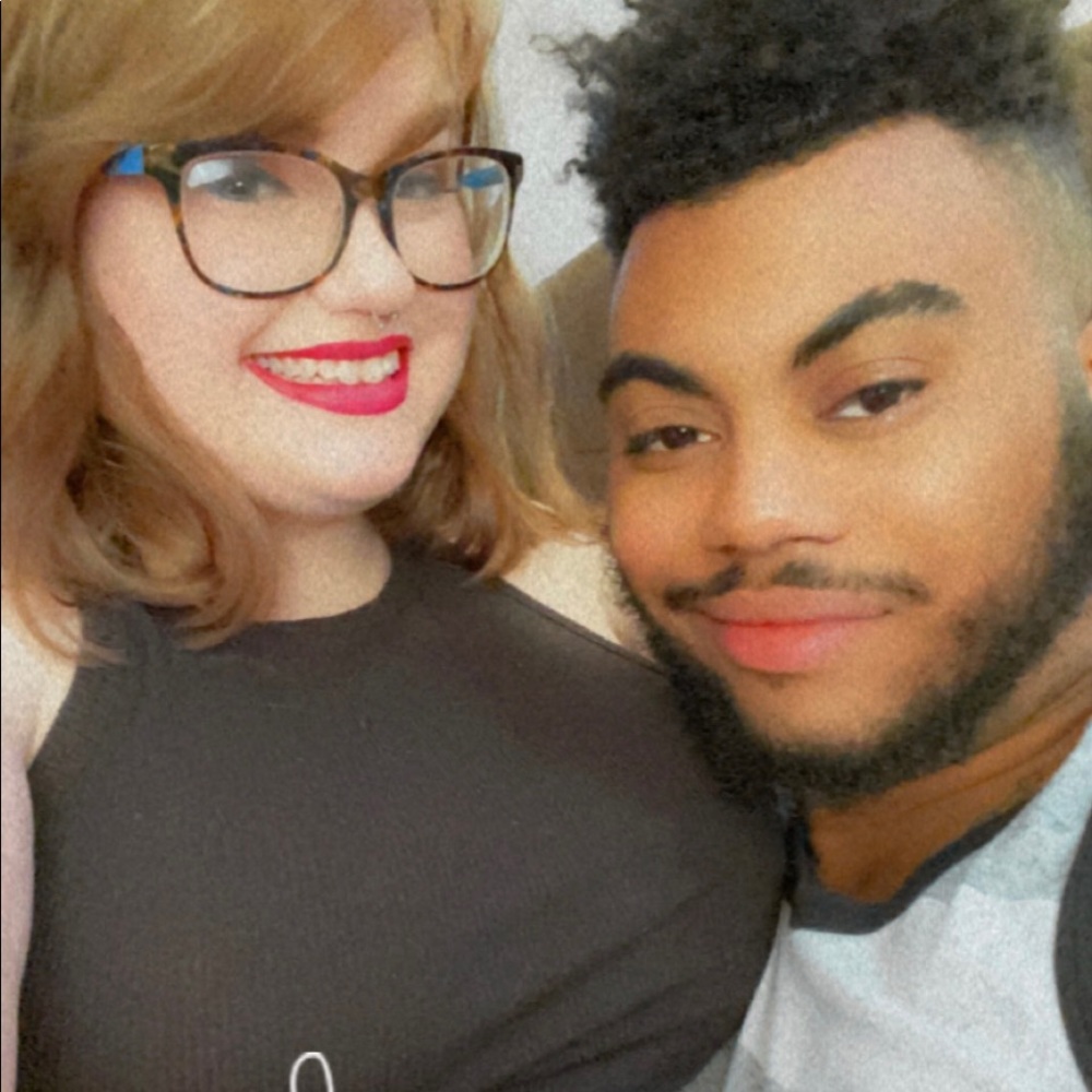 Meet your Posher, Cyra